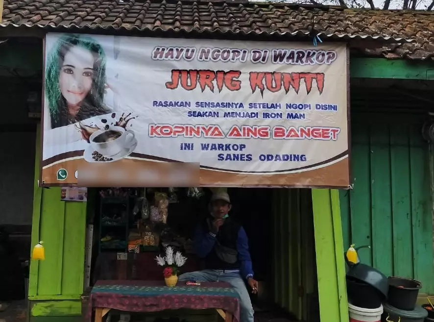 nama nyeleneh kedai kopi © berbagai sumber nama nyeleneh kedai kopi © berbagai sumber