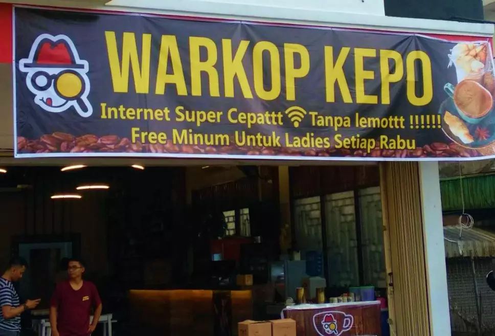 nama nyeleneh kedai kopi © berbagai sumber nama nyeleneh kedai kopi © berbagai sumber