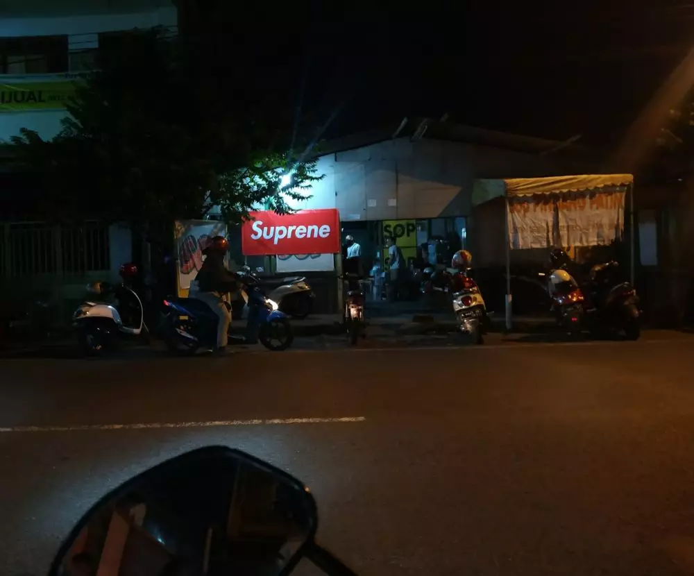 nama nyeleneh kedai kopi © berbagai sumber nama nyeleneh kedai kopi © berbagai sumber