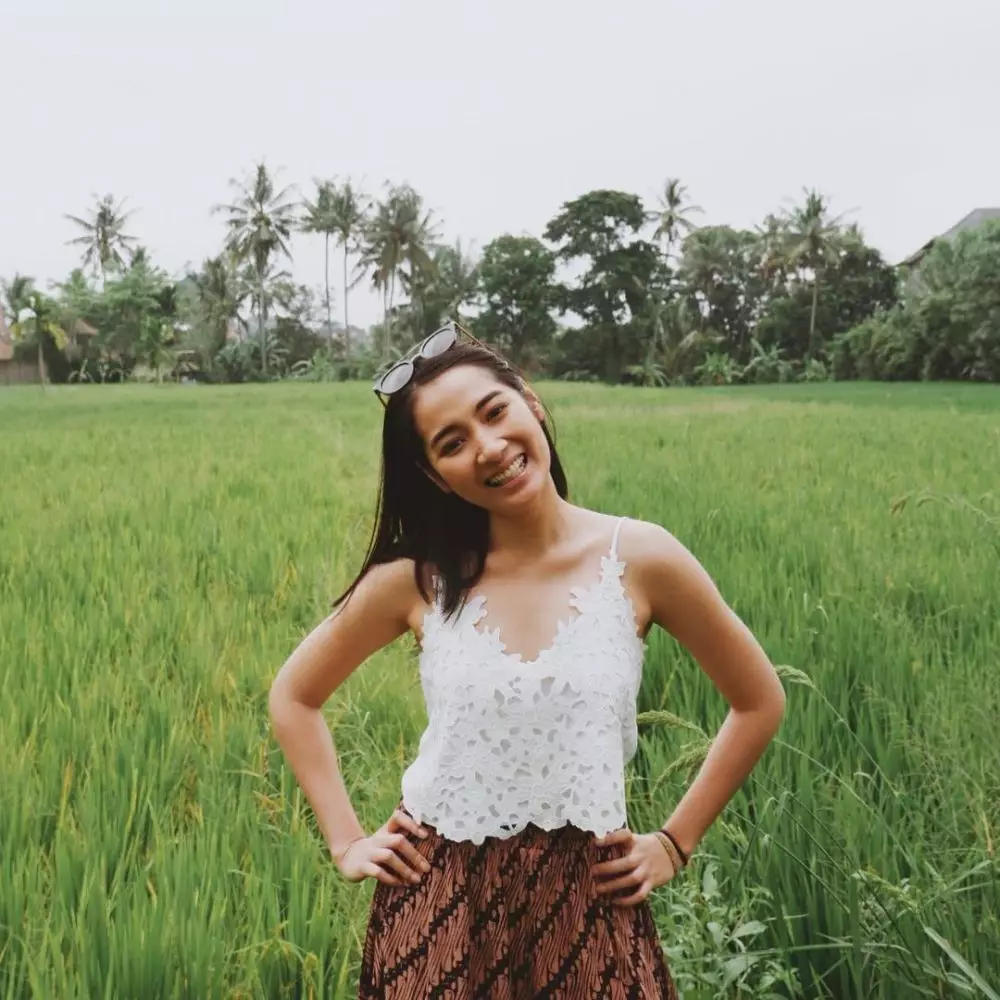 seleb cantik pemotretan di sawah © Instagram seleb cantik pemotretan di sawah © Instagram