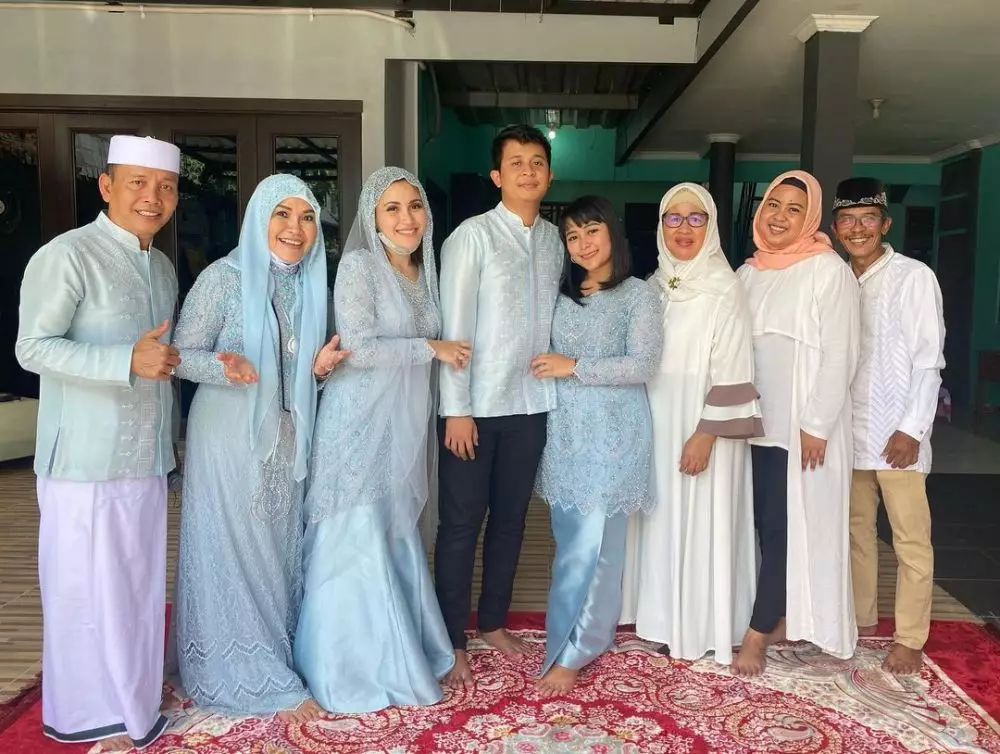 arisan keluarga Ayu Ting Ting © 2021 brilio.net Instagram arisan keluarga Ayu Ting Ting © 2021 brilio.net Instagram