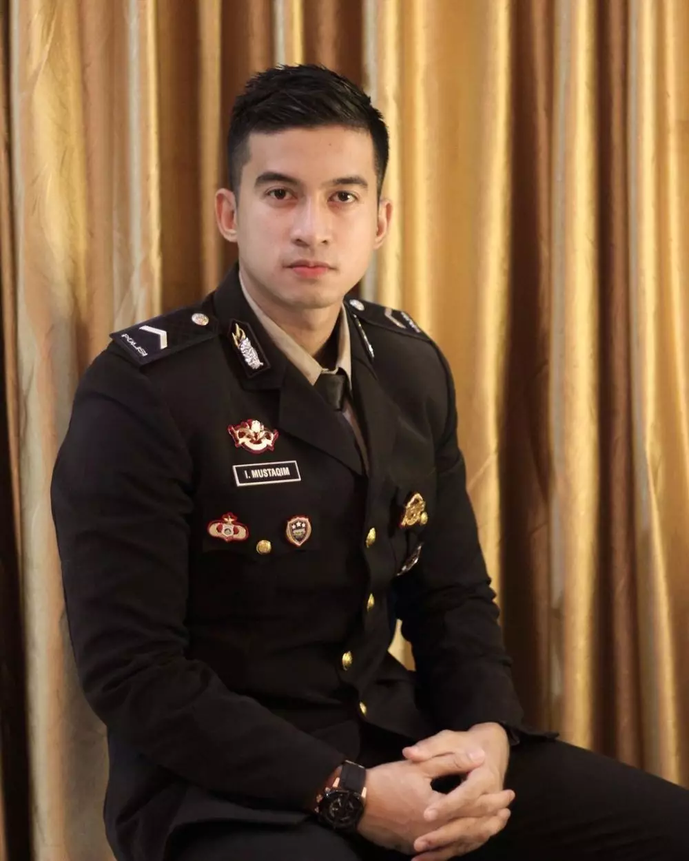 polisi mirip ali syakieb © Instagram