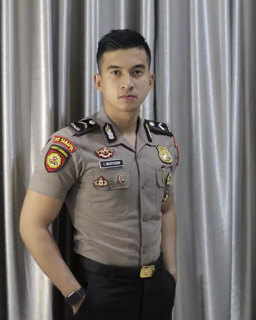 polisi mirip ali syakieb © Instagram