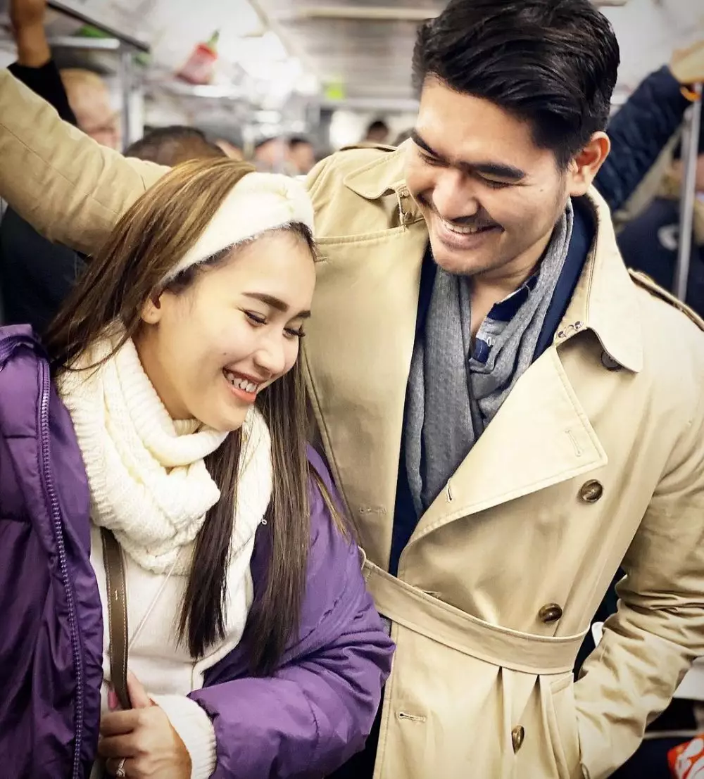 Ayu Ting Ting dan Brata Angga © Instagram