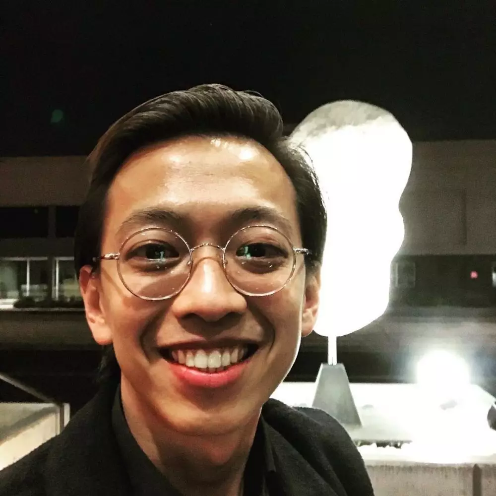 Potret terbaru Alfandy Kwek Kwek jadi dokter © Instagram