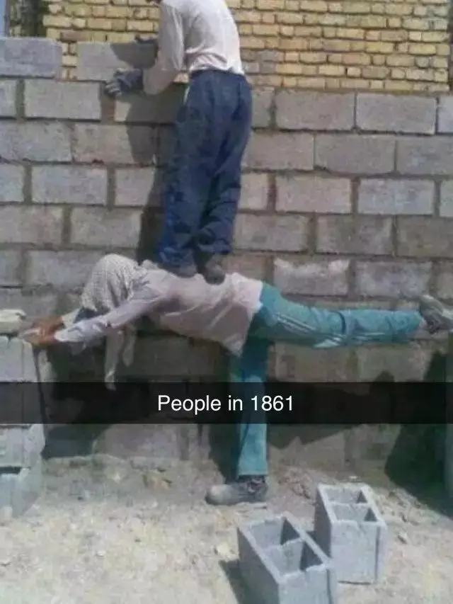 Status lucu tukang bangunan © berbagai sumber