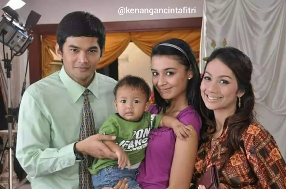 Keluarga di sinetron harmonis © Instagram