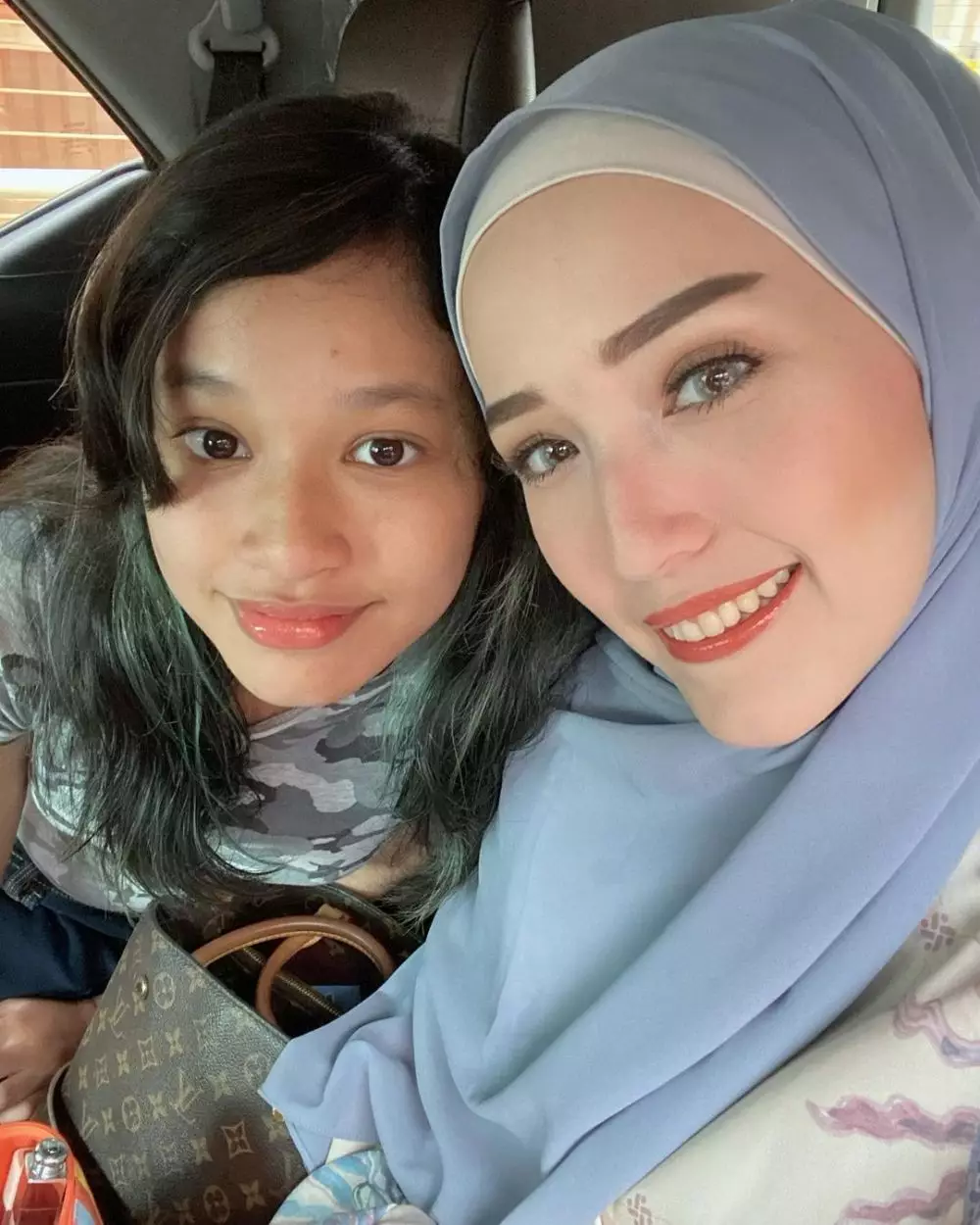 kekompakkan seleb dan putri sambung © Instagram kekompakkan seleb dan putri sambung © Instagram