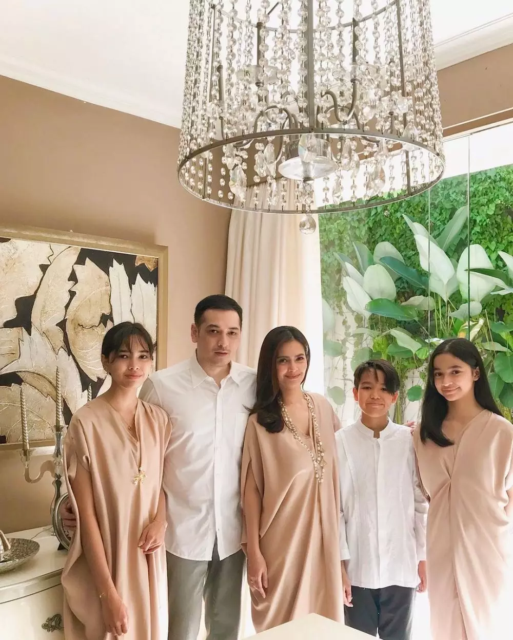 kekompakkan seleb dan putri sambung © Instagram kekompakkan seleb dan putri sambung © Instagram