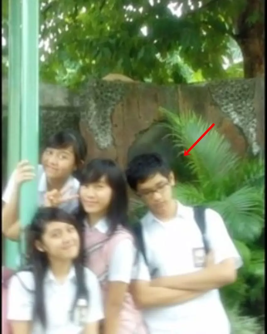 seleb dengan geng SMA-nya © 2021 brilio.net seleb dengan geng SMA-nya © 2021 brilio.net