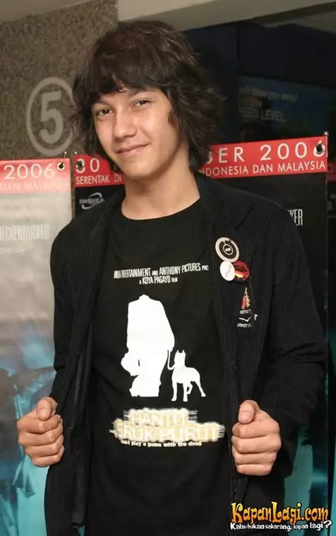 potret jadul seleb mirip Tao Ming Tse © 2021 brilio.net potret jadul seleb mirip Tao Ming Tse © 2021 brilio.net