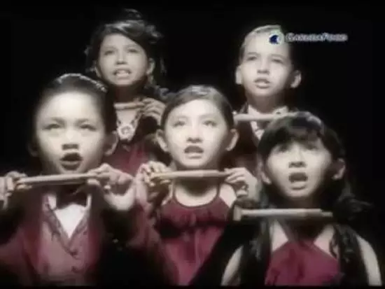 masa kecil Natasha Wilona jadi bintang iklan © 2021 brilio.net masa kecil Natasha Wilona jadi bintang iklan © 2021 brilio.net