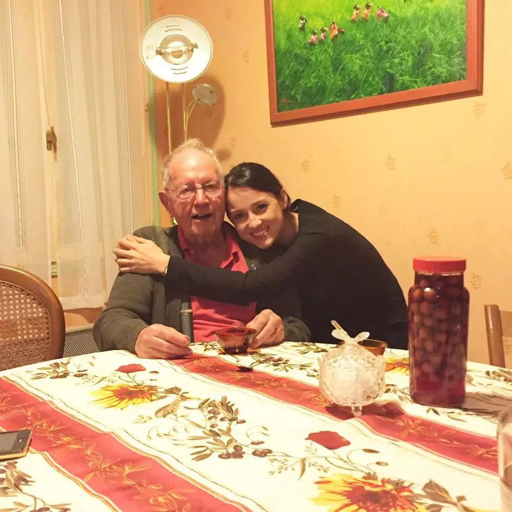 kebersamaan seleb dengan kakek nenek bule © 2021 brilio.net