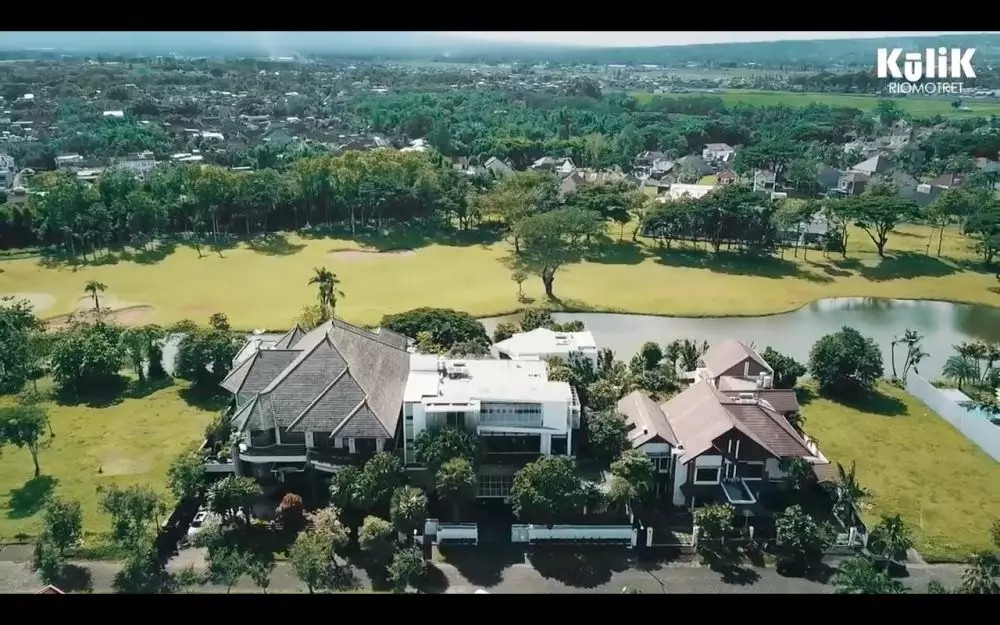 rumah seleb dari udara © 2021 brilio.net