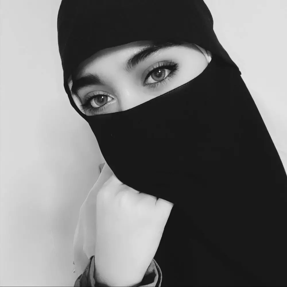 Potret terbaru Sherel Thalib © 2021 brilio.net Potret terbaru Sherel Thalib © 2021 brilio.net