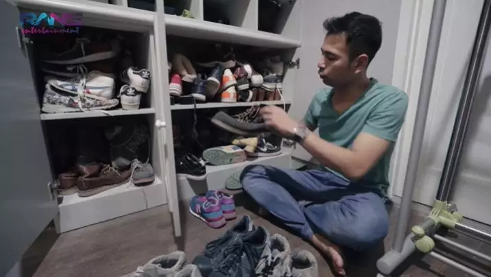 walk in closet kamar Nagita © YouTube