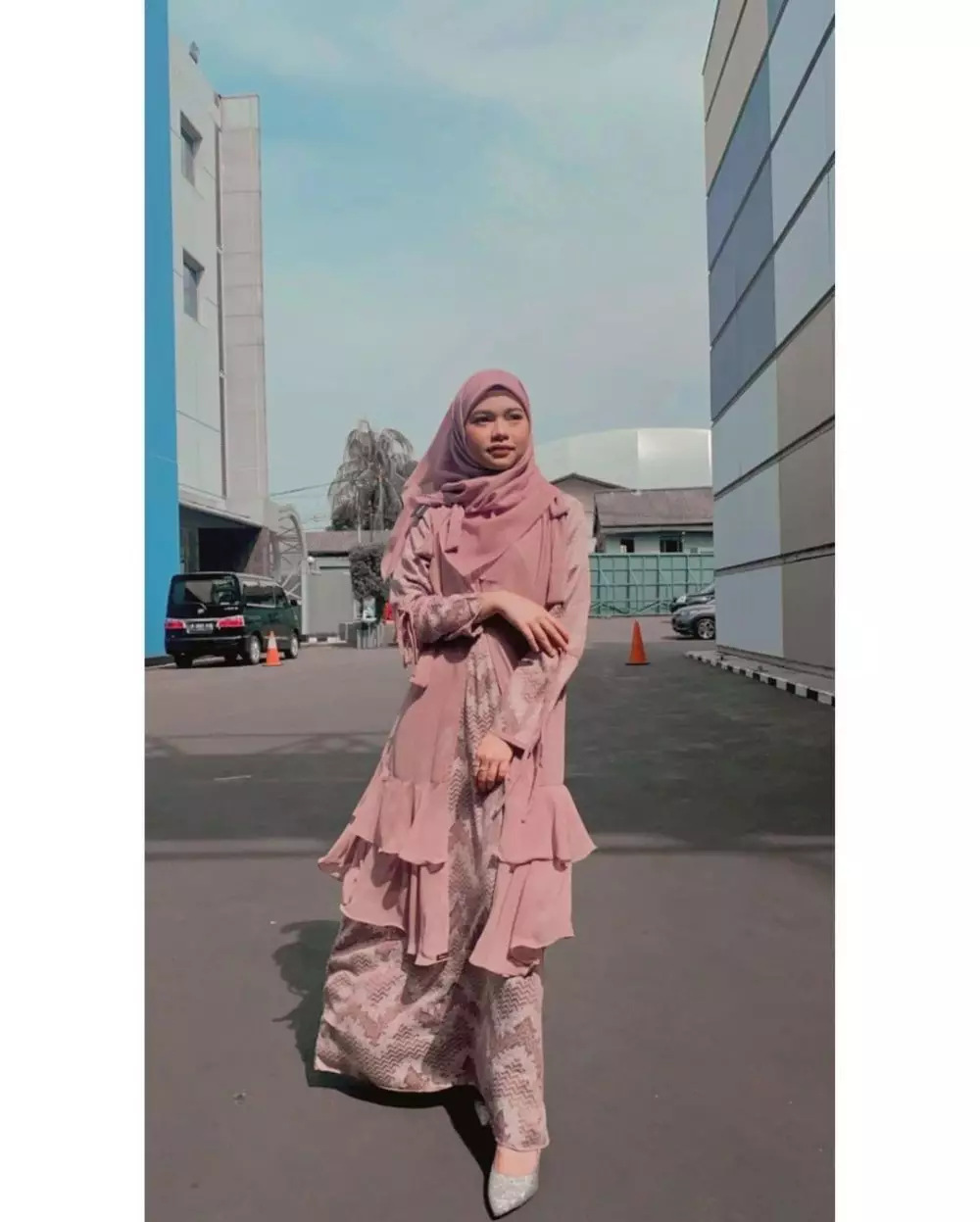 Potret Rara LIDA kenakan hijab Instagram © 2021 brilio.net Potret Rara LIDA kenakan hijab Instagram © 2021 brilio.net