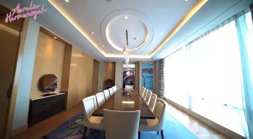 calon kamar pengantin atta dan aurel © YouTube