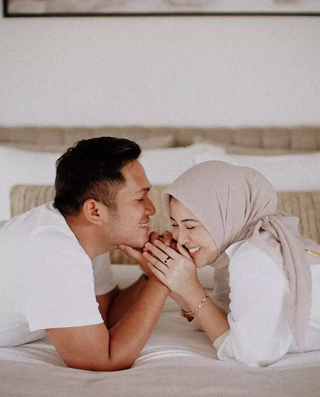 post wedding Kesha Ratuliu © berbagai sumber