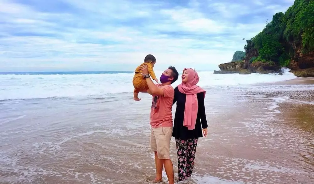 Selebgram dosen cantik © 2021 brilio.net Selebgram dosen cantik © 2021 brilio.net