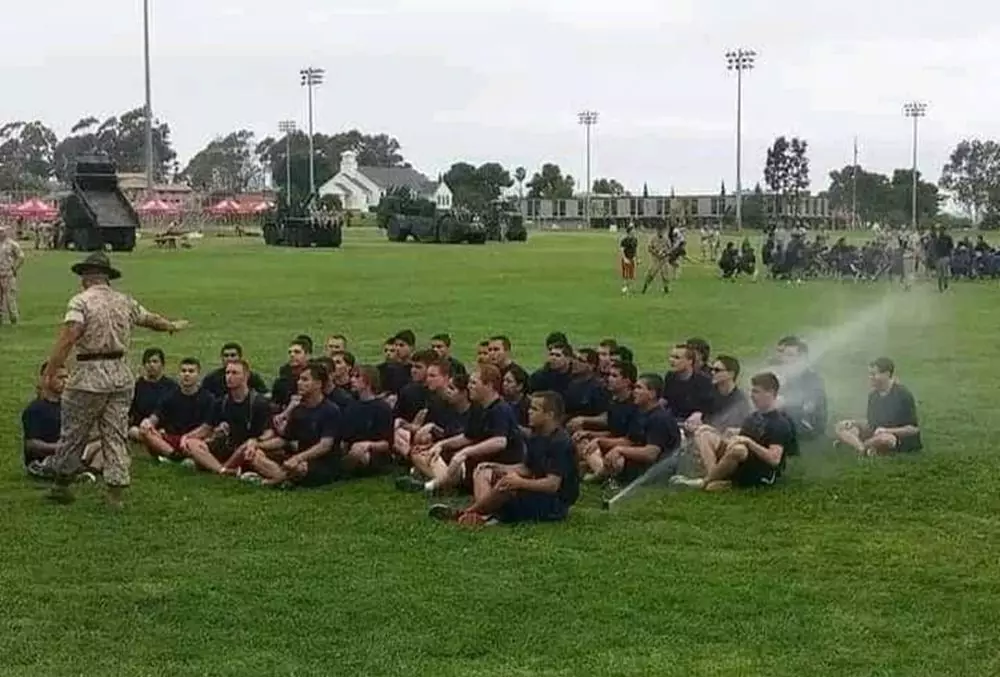 apes saat ngumpul bareng temen © Instagram