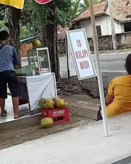 foto lucu nama toko bikin bingung © 2021 instagram.com