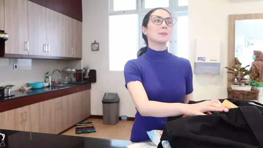 Potret rumah dinas Arumi Bachsin dan Emil Dardak © YouTube