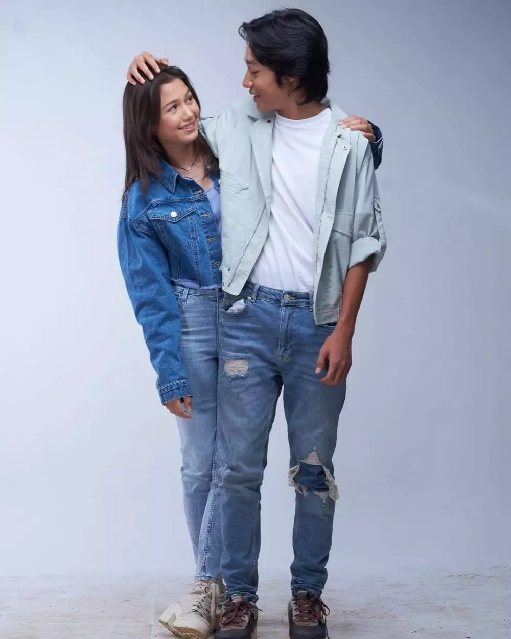 seleb jadi pasangan di sinetron Dari Jendela SMP © 2021 brilio.net