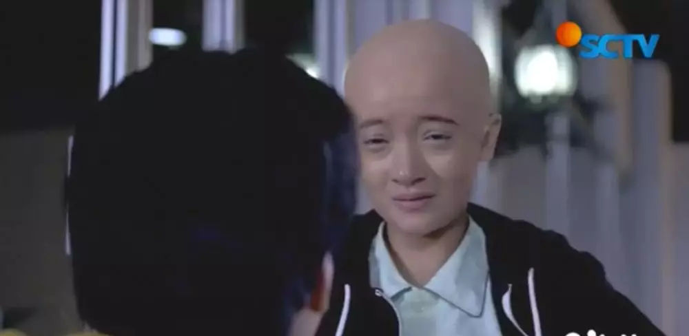 Megan Domani tampil botak © 2021 brilio.net