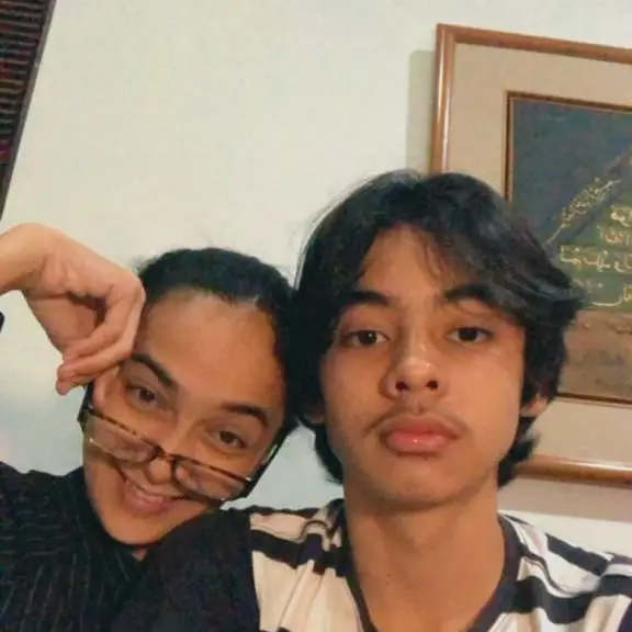 Ananda Lontoh dan anak sulungnya © Instagram