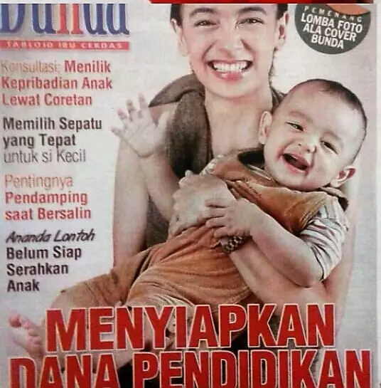 Ananda Lontoh dan anak sulungnya © Instagram