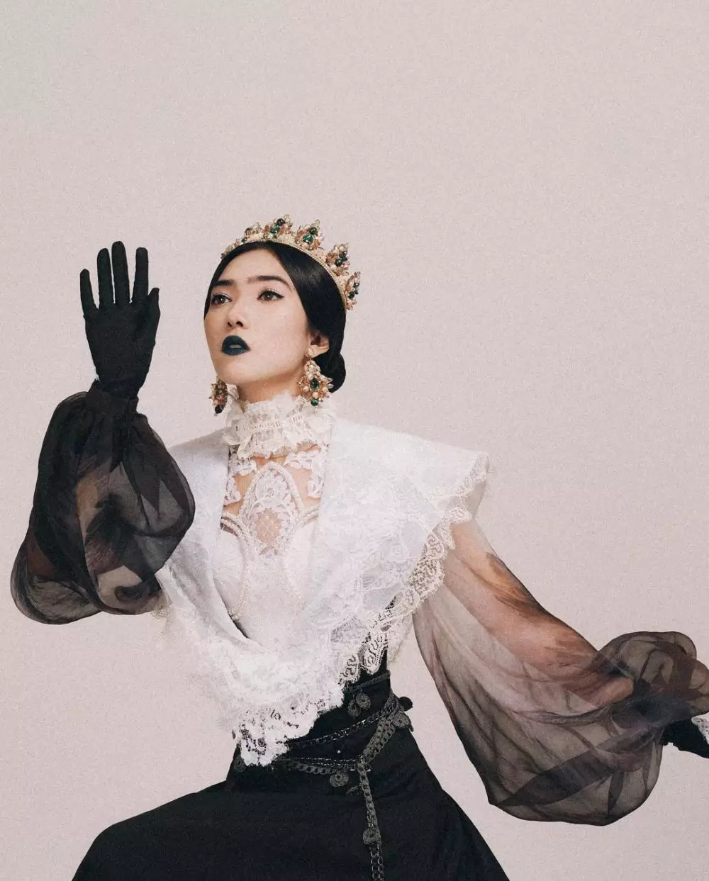 Pemotretan single baru Isyana Sarasvati  © 2021 brilio.net