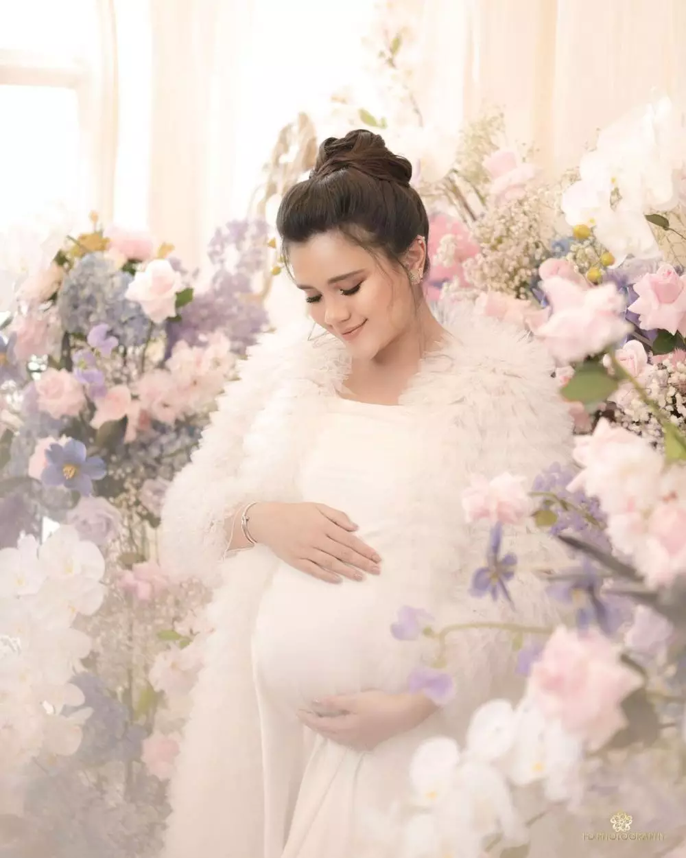 Pemotretan maternity Audi Marissa berbagai tema © Instagram Pemotretan maternity Audi Marissa berbagai tema © Instagram