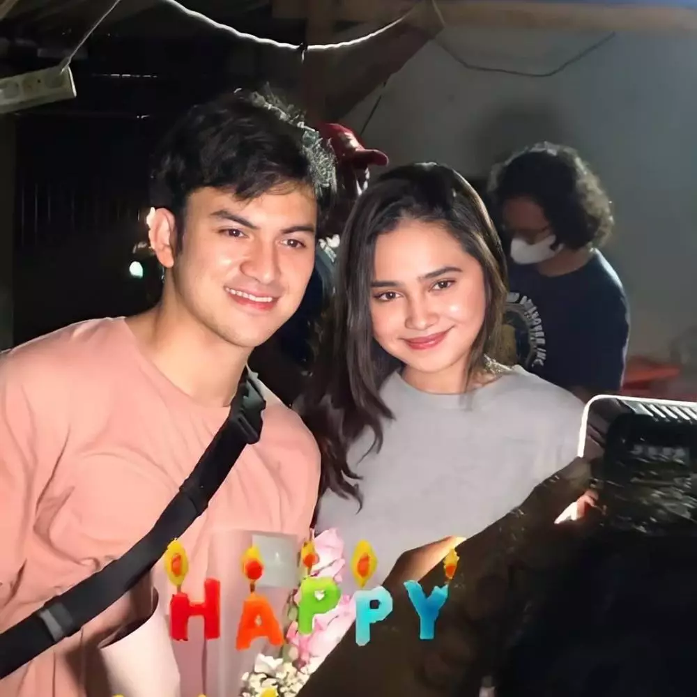 Momen ulang tahun Rizky Nazar Instagram © 2021 brilio.net Momen ulang tahun Rizky Nazar Instagram © 2021 brilio.net