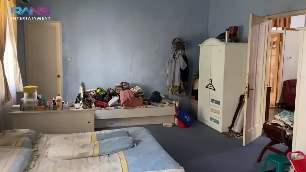 rumah masa kecil Raffi Ahmad © YouTube