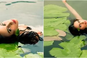 7 Gaya pemotretan Valerie Thomas berendam di kolam, memesona