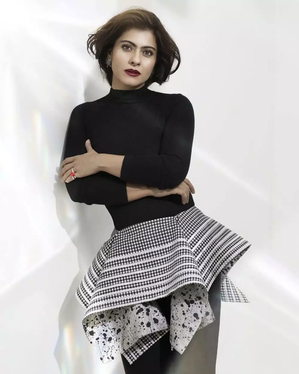 pemotretan kajol outfit modern © Instagram