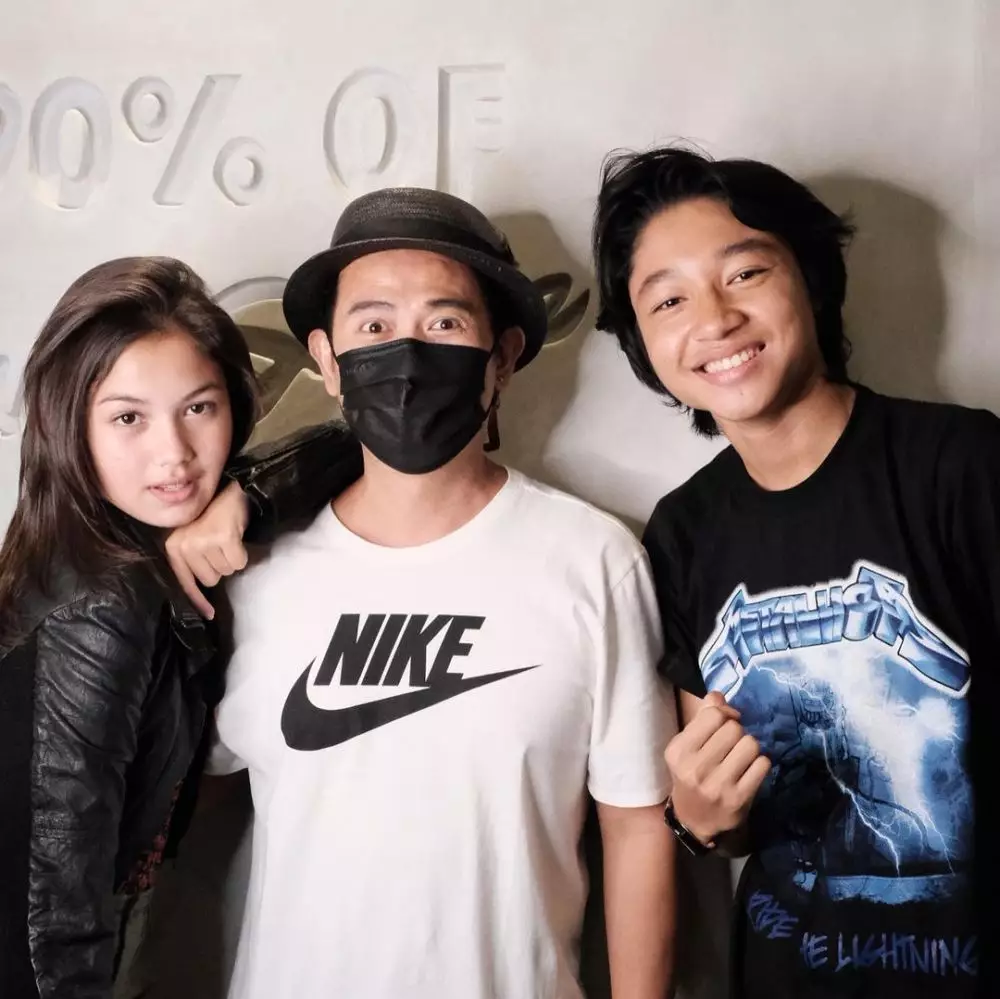 Kiesha Alvaro dan Saskia Chadwick makin lengket © Instagram