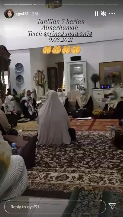 momen tahlilan Rina Gunawan ©Instagram