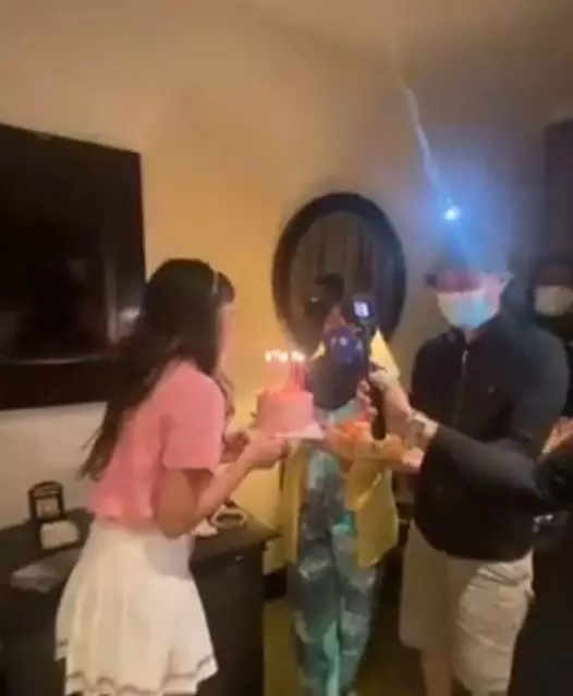 Ghea ultah ke-23 © Instagram