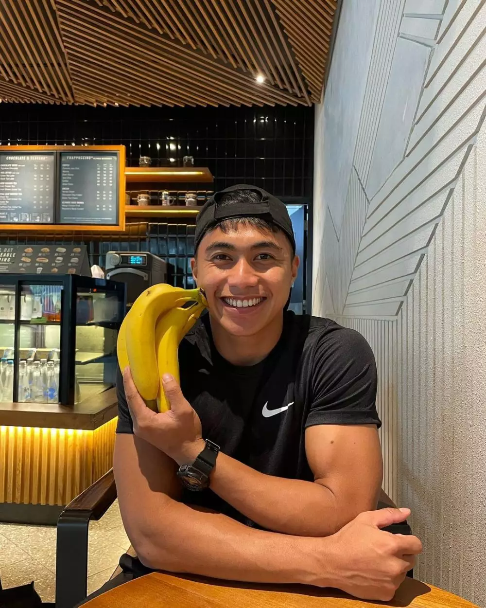 Potret terbaru Aprilia Manganang © Instagram Potret terbaru Aprilia Manganang © Instagram