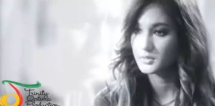 seleb blasteran video klip © YouTube