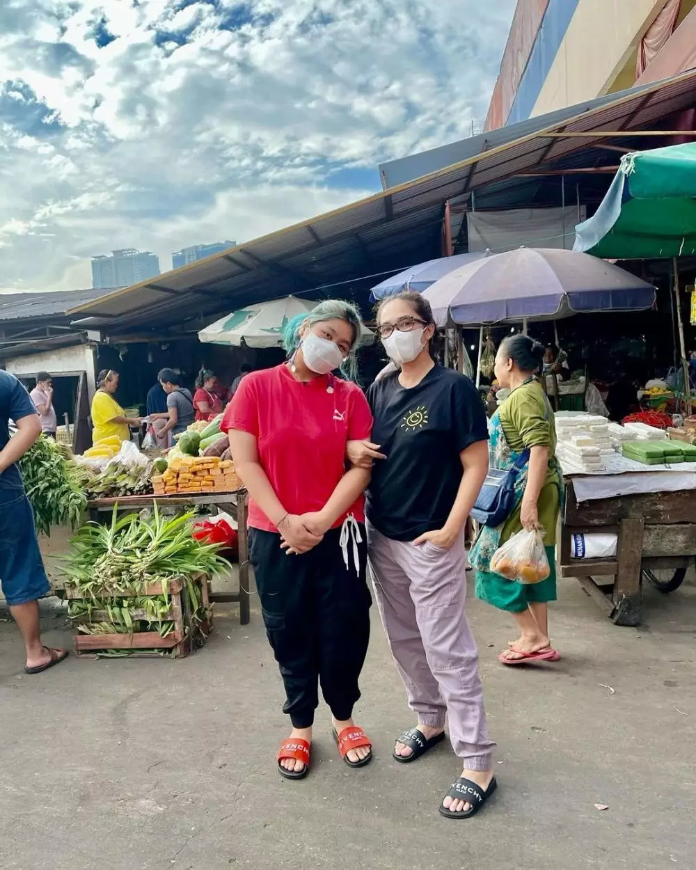 Potret kompak Ussy Sulistiawaty dan anak sulungnya Instagram © 2021 brilio.net