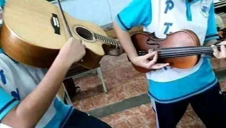 tingkah absurd orang gabut Berbagai sumber tingkah absurd orang gabut Berbagai sumber