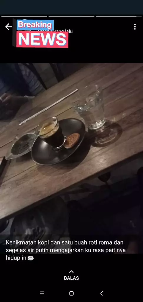 Status soal cinta di WA © Twitter