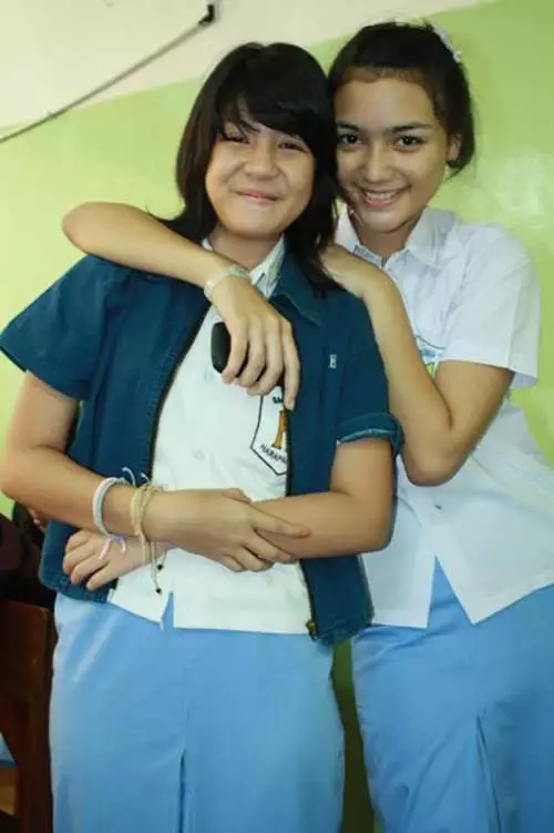 seleb satu geng di sekolah © 2021 brilio.net seleb satu geng di sekolah © 2021 brilio.net