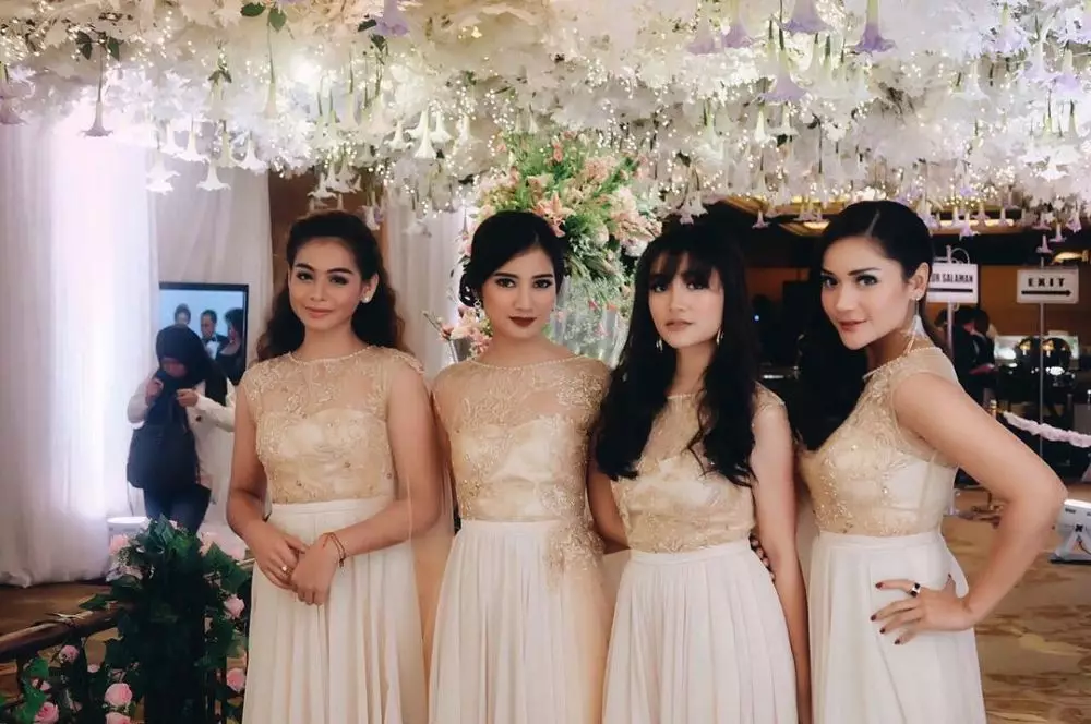 OOTD Febby Rastanty kondangan © Instagram