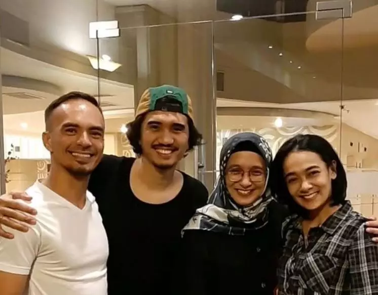 Duta dan Attar © Instagram Duta dan Attar © Instagram