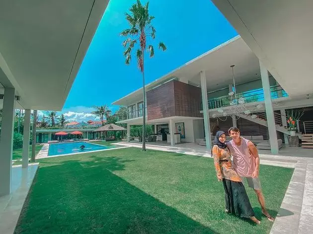 liburan Fairuz A Rafiq di Bali © 2021 brilio.net