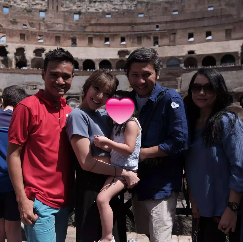 Kebersamaan Gisel dan ibunda © Instagram